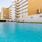 Super Exclusive With Free Parking 丰希罗拉