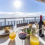 Super Exclusive With Free Parking 公寓 *