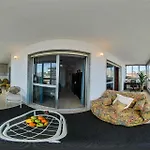 Super Exclusive With Free Parking 丰希罗拉