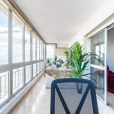 Super Exclusive With Free Parking 아파트 *