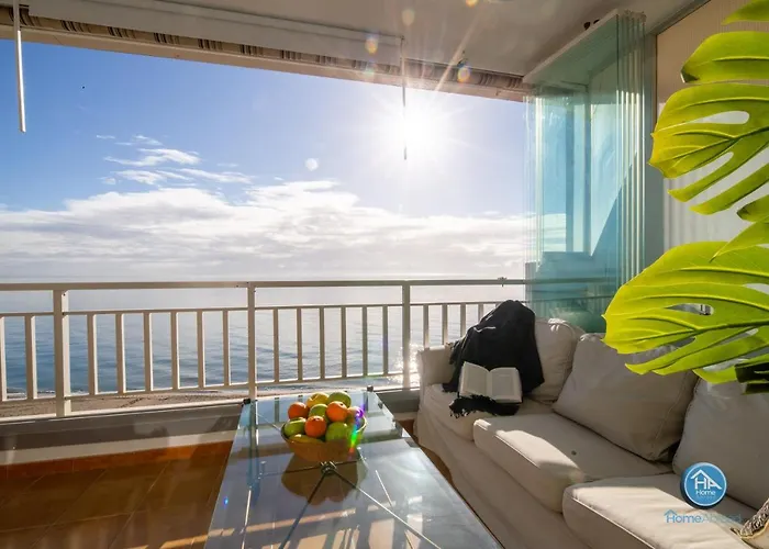 Super Exclusive With Free Parking Apartament