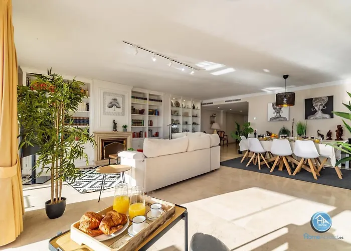 Super Exclusive With Free Parking Apartament