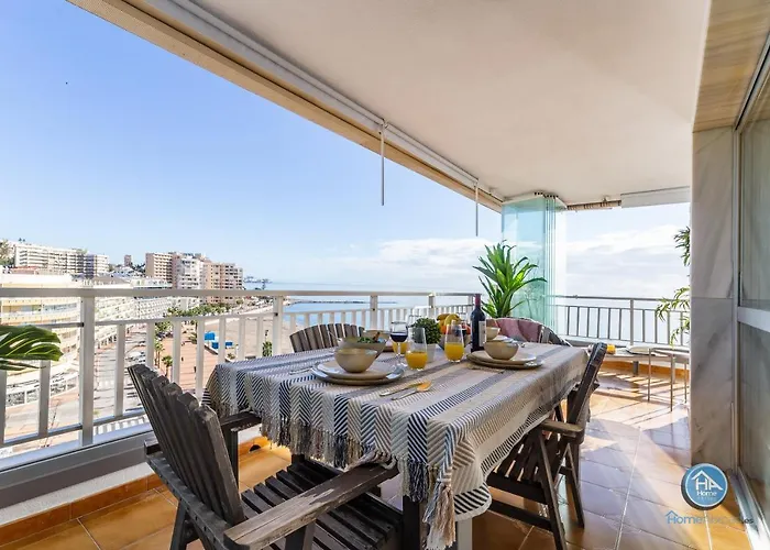 Super Exclusive With Free Parking Apartament *