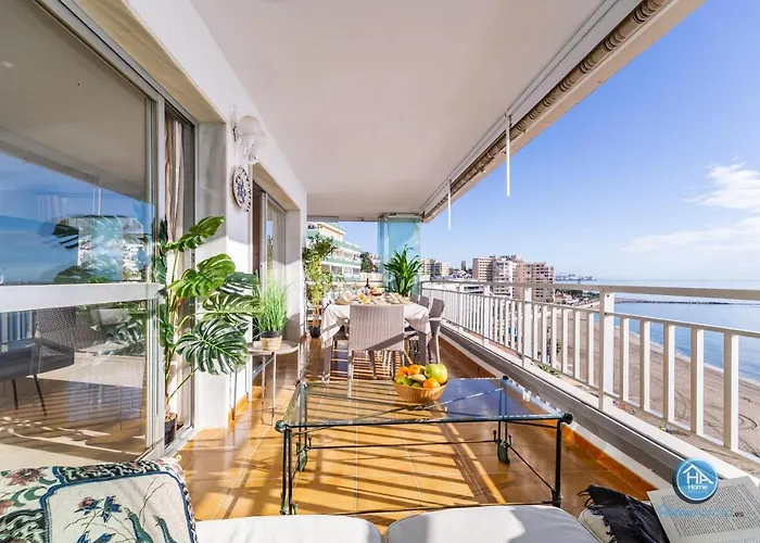 Super Exclusive With Free Parking Apartament