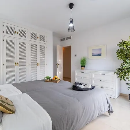 Super Exclusive With Free Parking فوينخيرولا