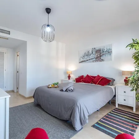 Super Exclusive With Free Parking فوينخيرولا