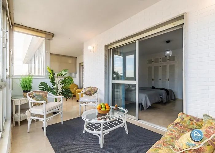 Super Exclusive With Free Parking * Fuengirola