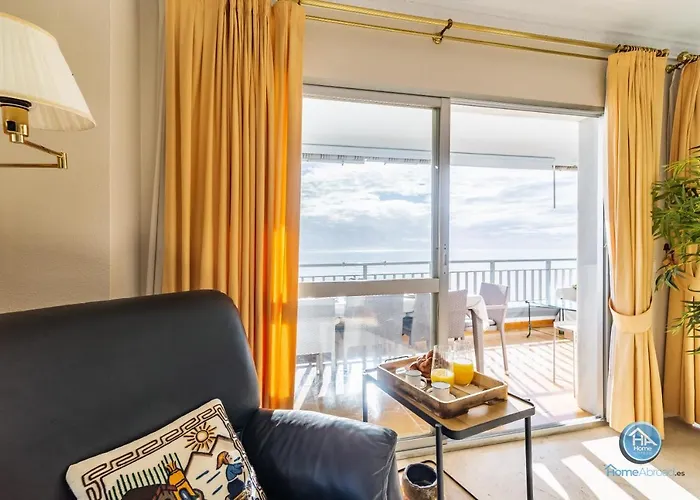 Super Exclusive With Free Parking * Fuengirola