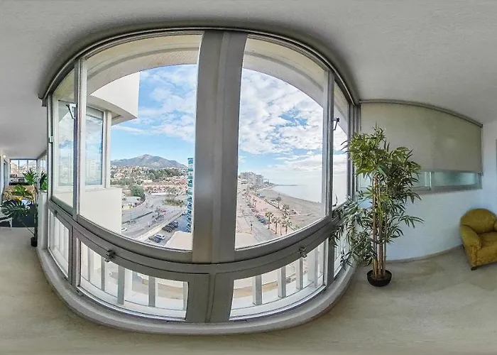 Super Exclusive With Free Parking Apartment *